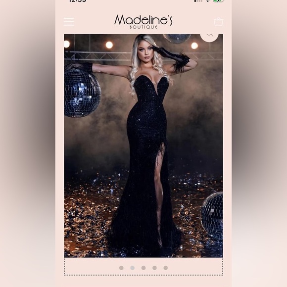 Black evening dress - Picture 1 of 4